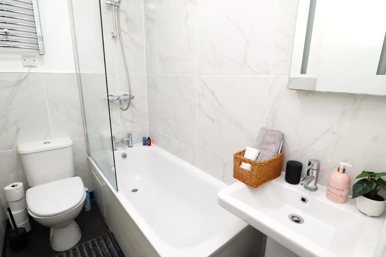 Brighton, Bn1, Short And Long Let, 3 Sleeps, 6 Mins Walk From Train Station Apartment United Kingdom