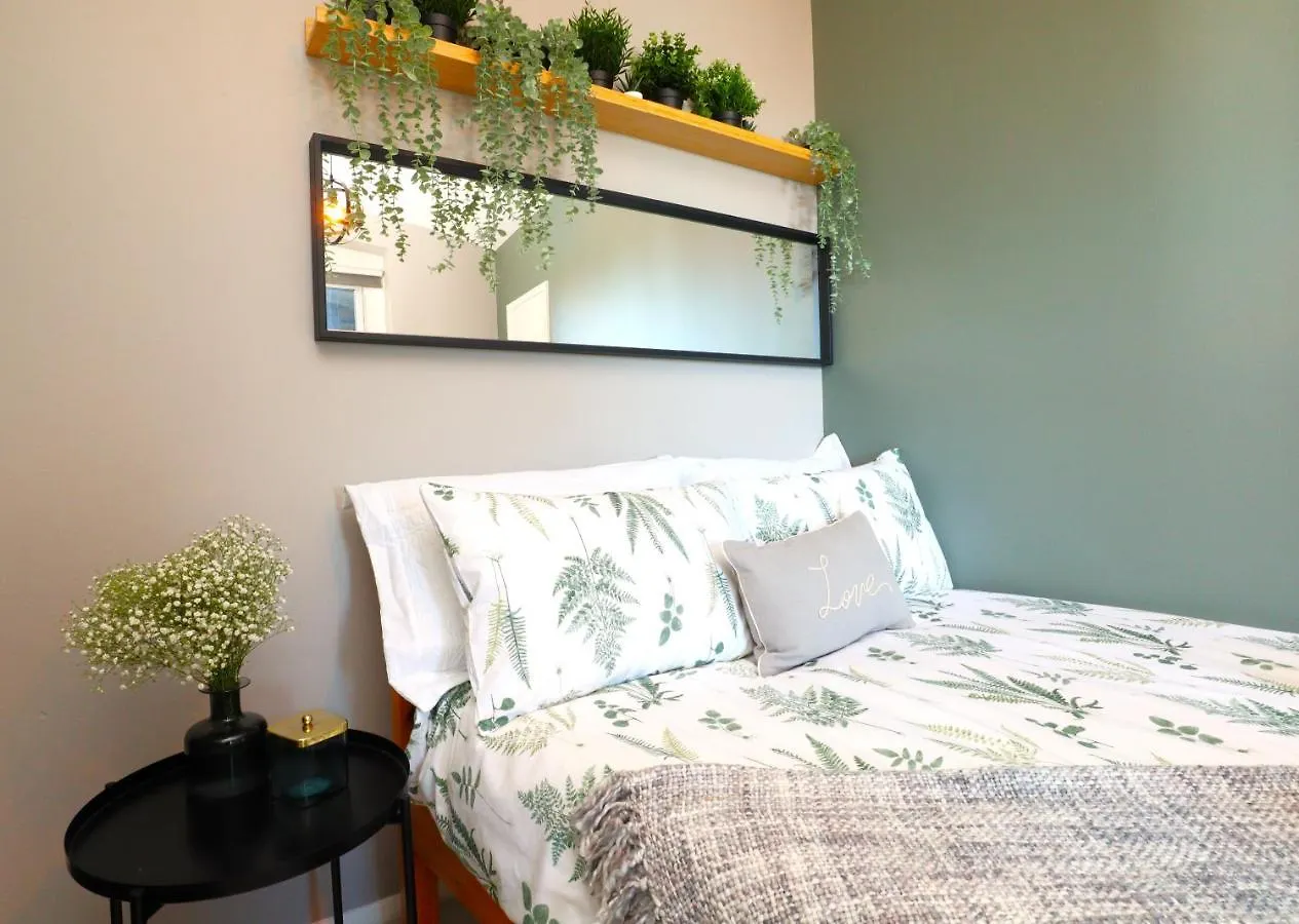 Brighton, Bn1, Short And Long Let, 3 Sleeps, 6 Mins Walk From Train Station Apartment United Kingdom