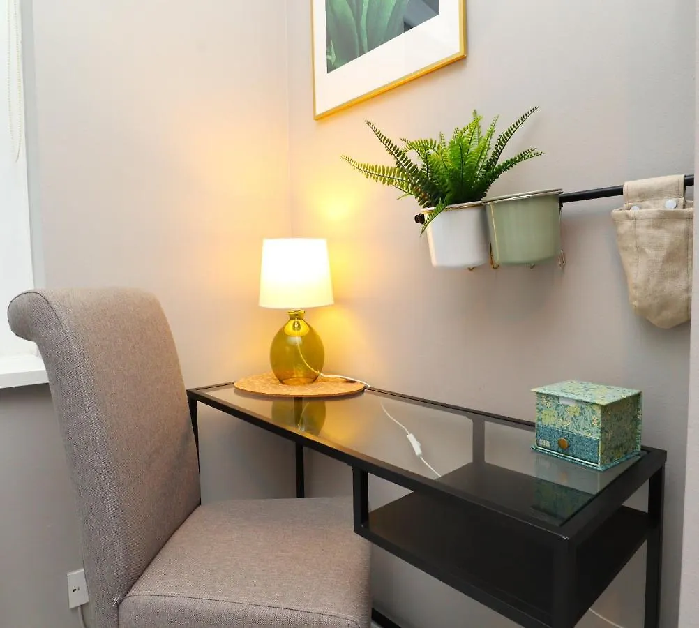 Brighton, Bn1, Short And Long Let, 3 Sleeps, 6 Mins Walk From Train Station Apartment United Kingdom