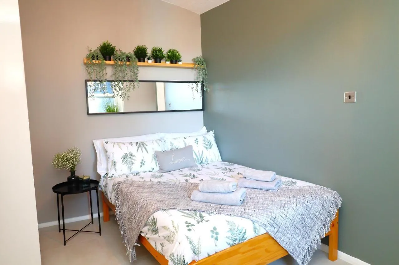 Brighton, Bn1, Short And Long Let, 3 Sleeps, 6 Mins Walk From Train Station Apartment United Kingdom