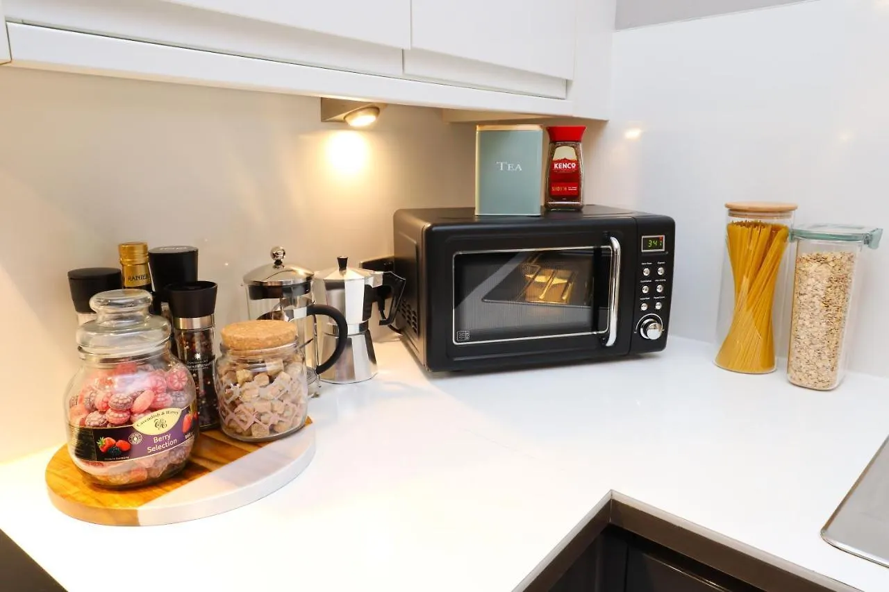 Brighton, Bn1, Short And Long Let, 3 Sleeps, 6 Mins Walk From Train Station Apartment 0*, Brighton United Kingdom